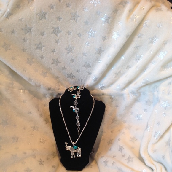 NECKLACE, BRACELET. AND EARRINGS. - Picture 3 of 3